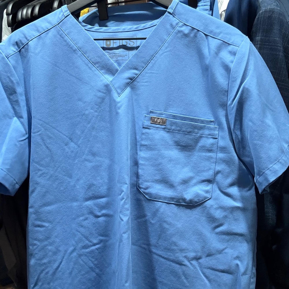 Men’s Figs Scrub Set